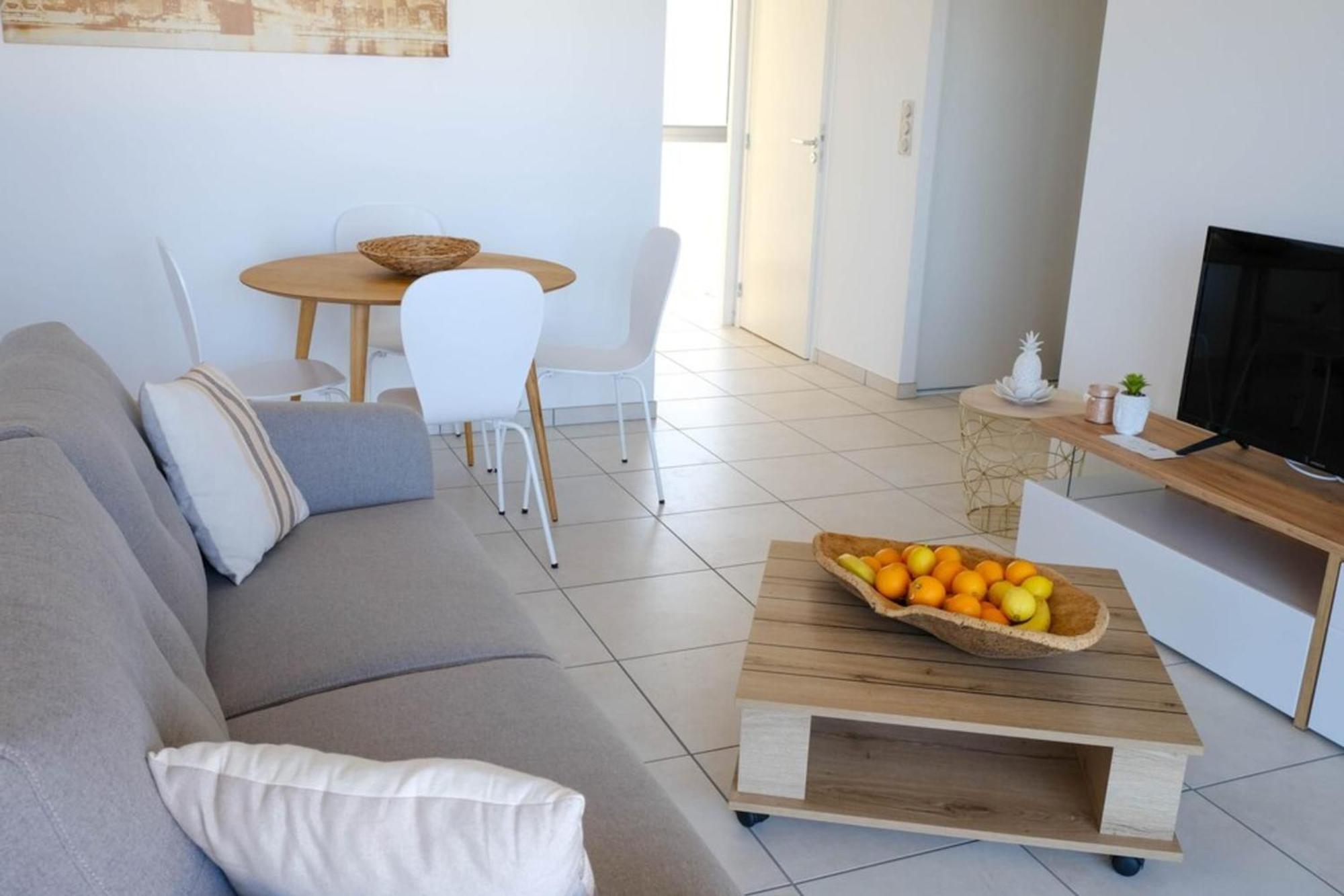 Enola - Sea View Terrace Parking - By Tgb Apartment Pietrosella Bagian luar foto